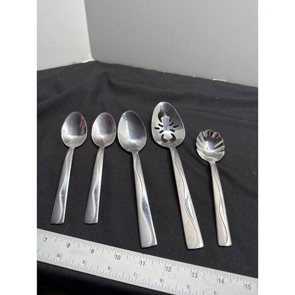 Cuisinart Riverside 5-Piece Stainless Steel Assorted Sugar Serving Teaspoon Tabl - Picture 2 of 12